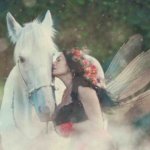 妖精などの不思議な存在と繋がる事は、別次元のエネルギーの力とともに未来を築いていくこと