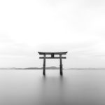 恋愛成就祈願のための参拝で得たまなび。目には見えない仕組みの世界に私たちは住んでいる